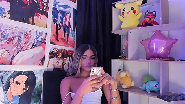 Snapshot of VeronicaSaenzx chatting on October 15, 2:50 pm VeronicaSaenzx online show from October 15, 2:50 pm