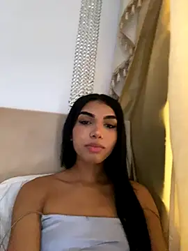 Snapshot of VeronicaSaenzx chatting on November 25, 8:42 pm VeronicaSaenzx online show from November 25, 8:42 pm