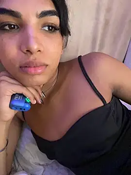 VeronicaSaenzx online show from December 5, 8:27 pm