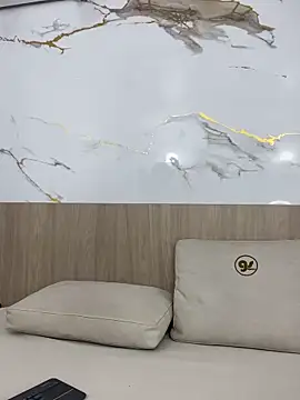 emily browne online show from October 17, 7:38 pm