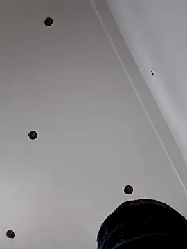 onlymasti00 online show from December 1, 1:43 am