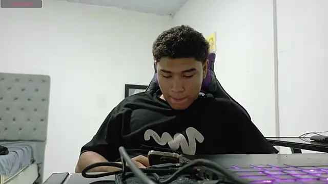 kenji azura1 online show from April 16, 3:29 am