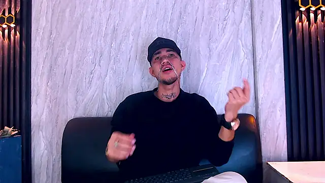 tattoos22 online show from November 27, 12:18 pm