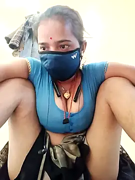 Snapshot of malteejat chatting on September 23, 2:14 am malteejat online show from September 23, 2:14 am