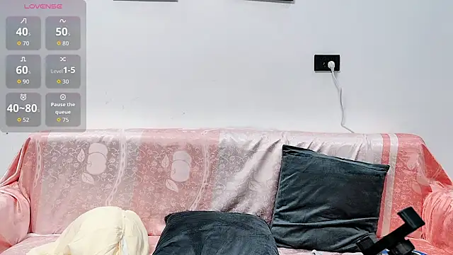 titty150150 online show from September 13, 11:43 am