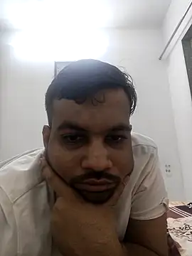 vinay smalldick online show from April 8, 2:28 pm