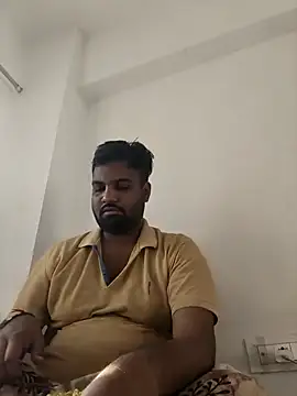 vinay smalldick online show from April 18, 2:04 am