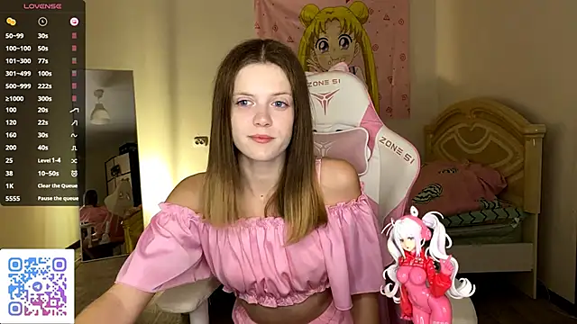 VibeQueenLucy online show from October 16, 2:40 pm