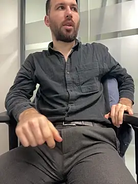 speddy34 online show from December 19, 7:15 am