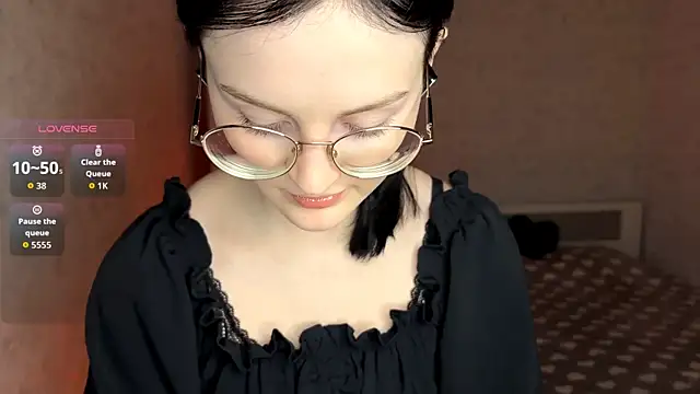 FakeLamb online show from February 6, 9:29 pm