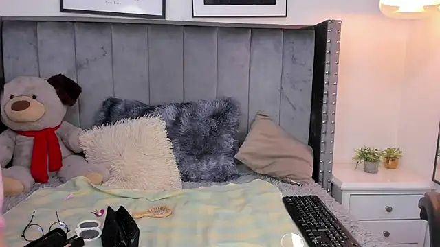 Miyu Komori online show from February 21, 12:39 pm