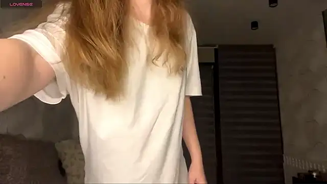 CharlynDini online show from December 1, 4:12 pm