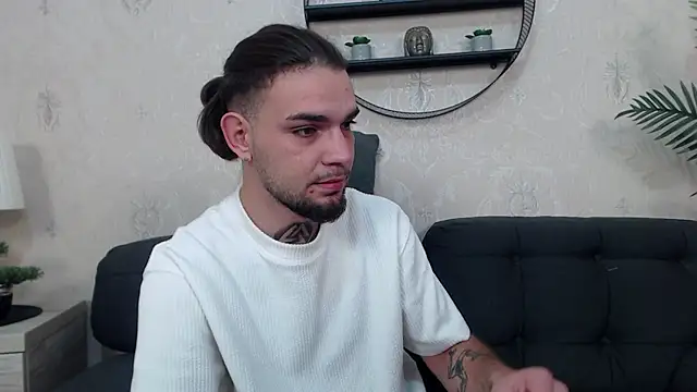 DanyelCarter online show from October 13, 6:41 pm