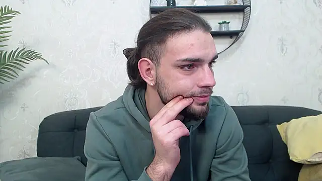 DanyelCarter online show from November 11, 7:03 pm