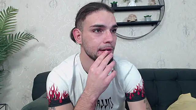 DanyelCarter online show from November 19, 7:58 pm