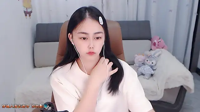Snapshot of BOBO-jiang chatting on October 1, 6:52 am BOBO-jiang online show from October 1, 6:52 am