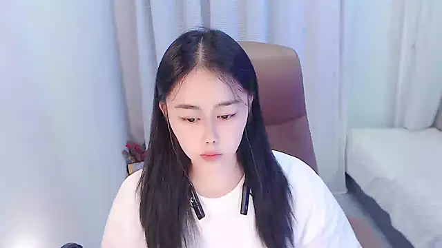Snapshot of BOBO-jiang chatting on October 12, 1:43 pm BOBO-jiang online show from October 12, 1:43 pm