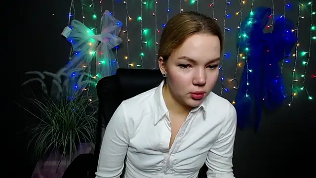 StellaLight online show from November 5, 1:11 pm