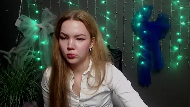 StellaLight online show from November 17, 1:17 pm