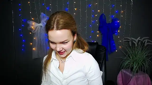 StellaLight online show from December 1, 7:24 am