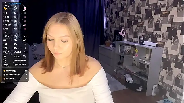 SwiiSweet online show from December 18, 4:35 pm