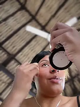 Snapshot of Elahia__marquez chatting on February 2, 4:38 pm Elahia marquez online show from February 2, 4:38 pm