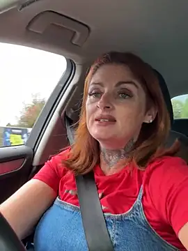 Snapshot of IrishmilfAnna chatting on November 6, 1:12 pm IrishmilfAnna online show from November 6, 1:12 pm