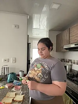 PortuPAWG online show from February 8, 7:17 pm