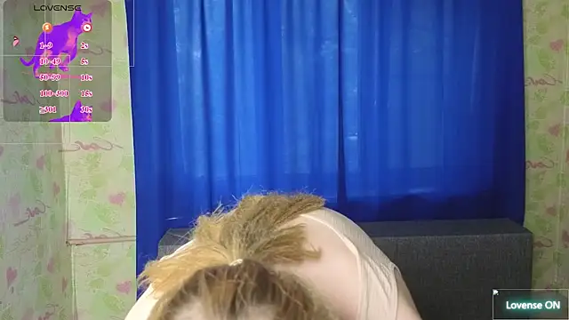 Snapshot of HelenMartines chatting on July 23, 12:14 pm HelenMartines online show from July 23, 12:14 pm