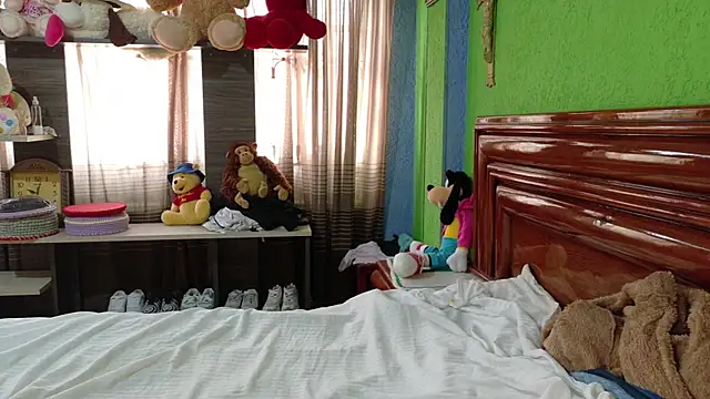 Snapshot of _Charlize_theron_ chatting on February 12, 8:59 pm Charlize theron online show from February 12, 8:59 pm