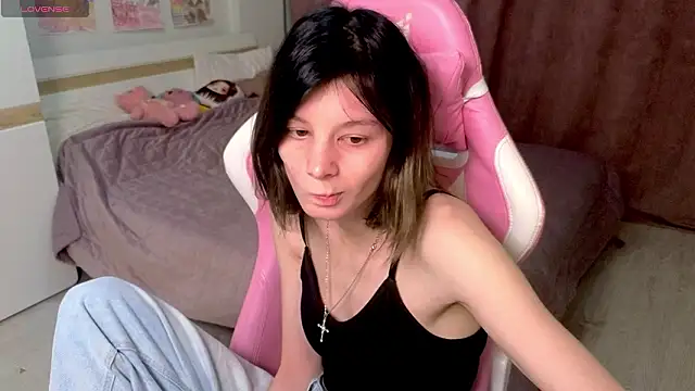 EllinEverly online show from March 10, 9:20 pm