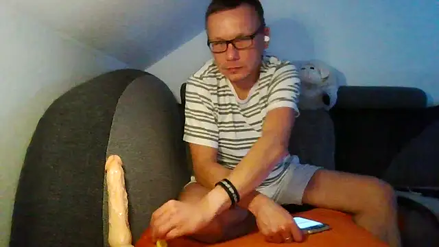 Sam molinari online show from November 1, 10:01 pm