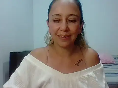 leah susman online show from November 15, 2:09 am