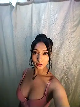 Snapshot of Ella_rr chatting on September 10, 3:17 am Ella rr online show from September 10, 3:17 am