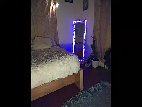 Snapshot of Ella_rr chatting on October 23, 4:34 am Ella rr online show from October 23, 4:34 am