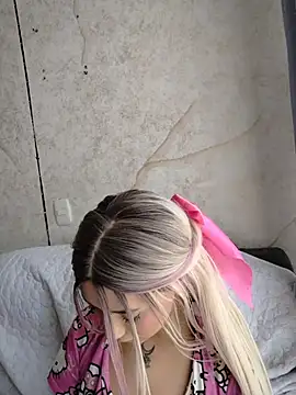 Ella rr online show from April 12, 6:02 pm