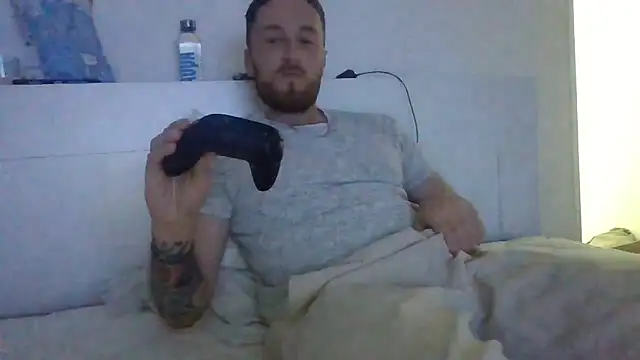 Snapshot of Keviios chatting on September 19, 11:55 am Keviios online show from September 19, 11:55 am