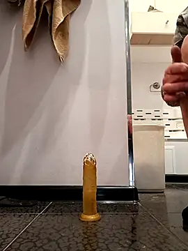 Snapshot of sergik- chatting on October 29, 5:20 am sergik- online show from October 29, 5:20 am