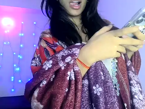 its siya  online show from November 24, 9:20 am