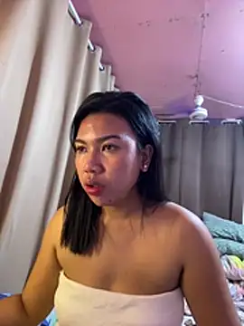 Snapshot of aniya_04 chatting on July 8, 1:10 am aniya 04 online show from July 8, 1:10 am