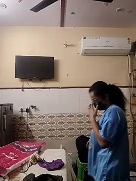 meenu bhabhi547 online show from February 13, 3:24 am