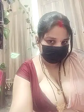 Snapshot of Sexybhabhi6 chatting on May 1, 8:19 am Sexybhabhi6 online show from May 1, 8:19 am