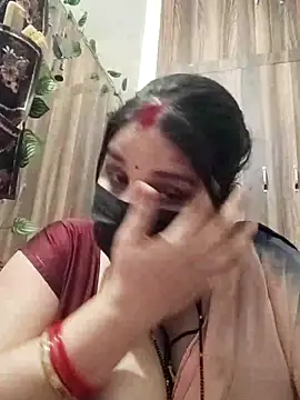Snapshot of Sexybhabhi6 chatting on May 9, 12:54 pm Sexybhabhi6 online show from May 9, 12:54 pm