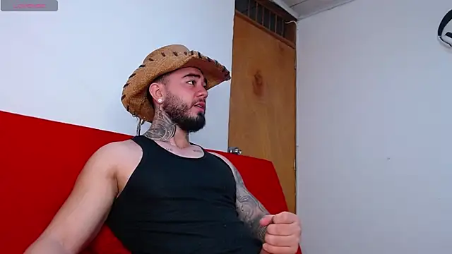 tommyblessd1 online show from October 15, 7:03 pm