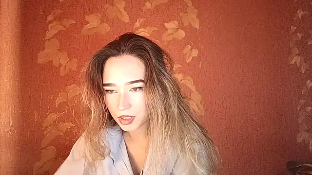 Awora Wolf online show from October 7, 9:17 am