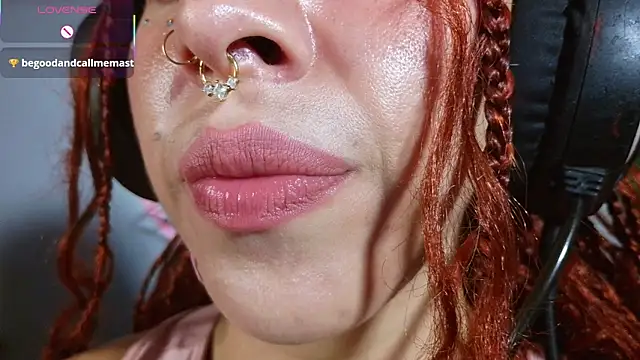 bri von dhara   online show from April 11, 4:39 am