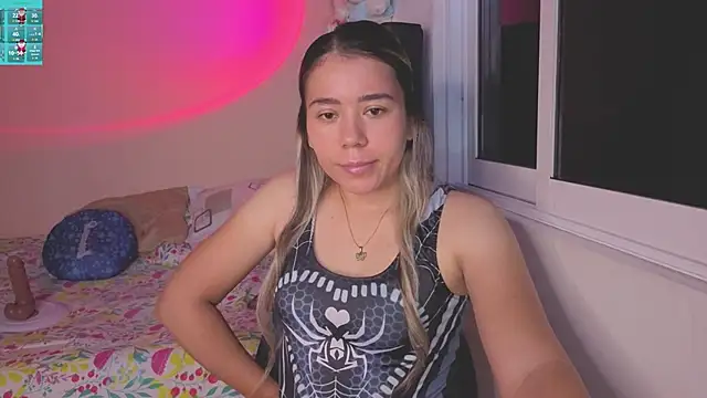 Aiilyn Ds online show from November 29, 5:21 am