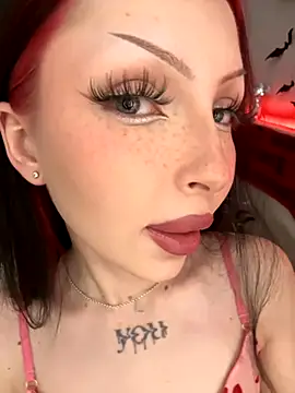 Lina Thornton  online show from October 17, 8:33 pm