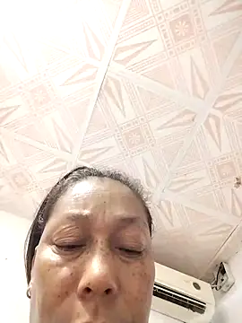 Naomi-Mature online show from December 5, 8:45 am