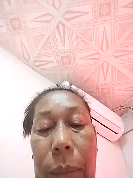 Naomi-Mature online show from December 23, 8:23 am